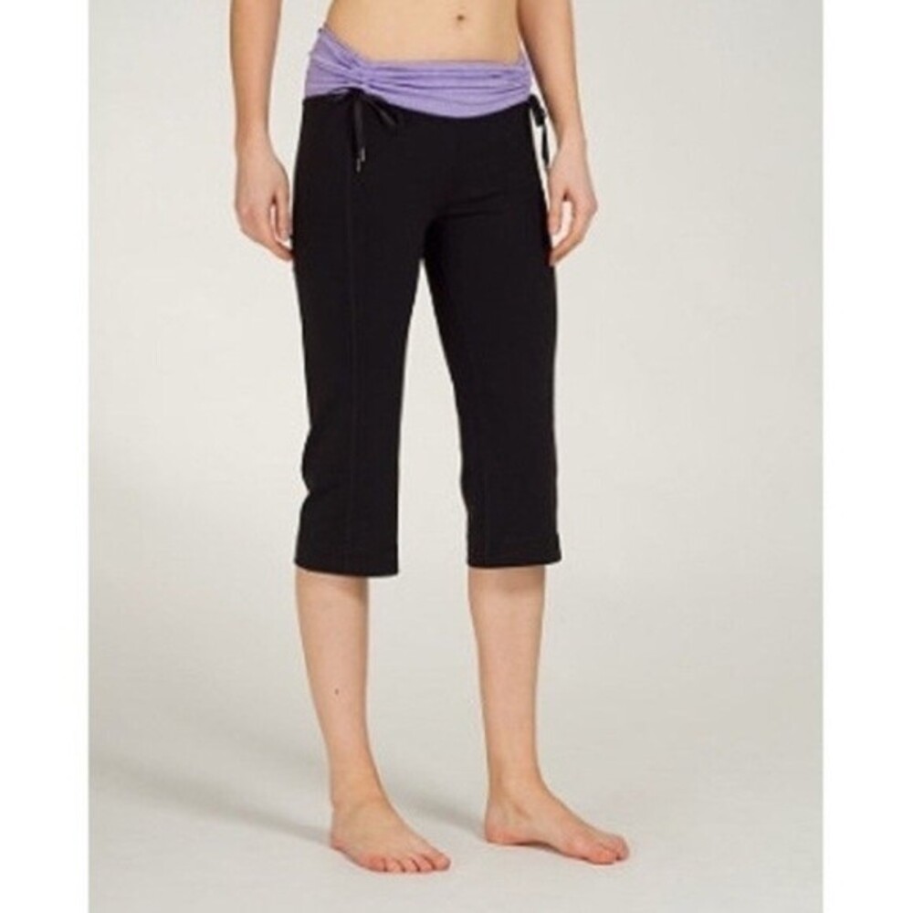 Lululemon It's a Cinch Black Purple Crops 4